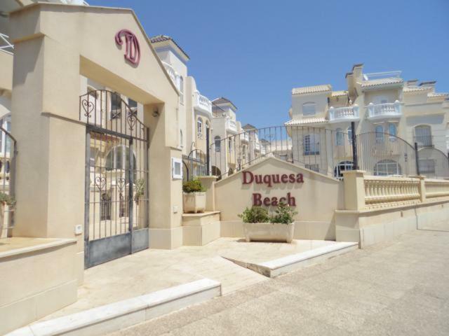 Duquesa Beach 1ª Linea De Mar Торевьиа Экстерьер фото